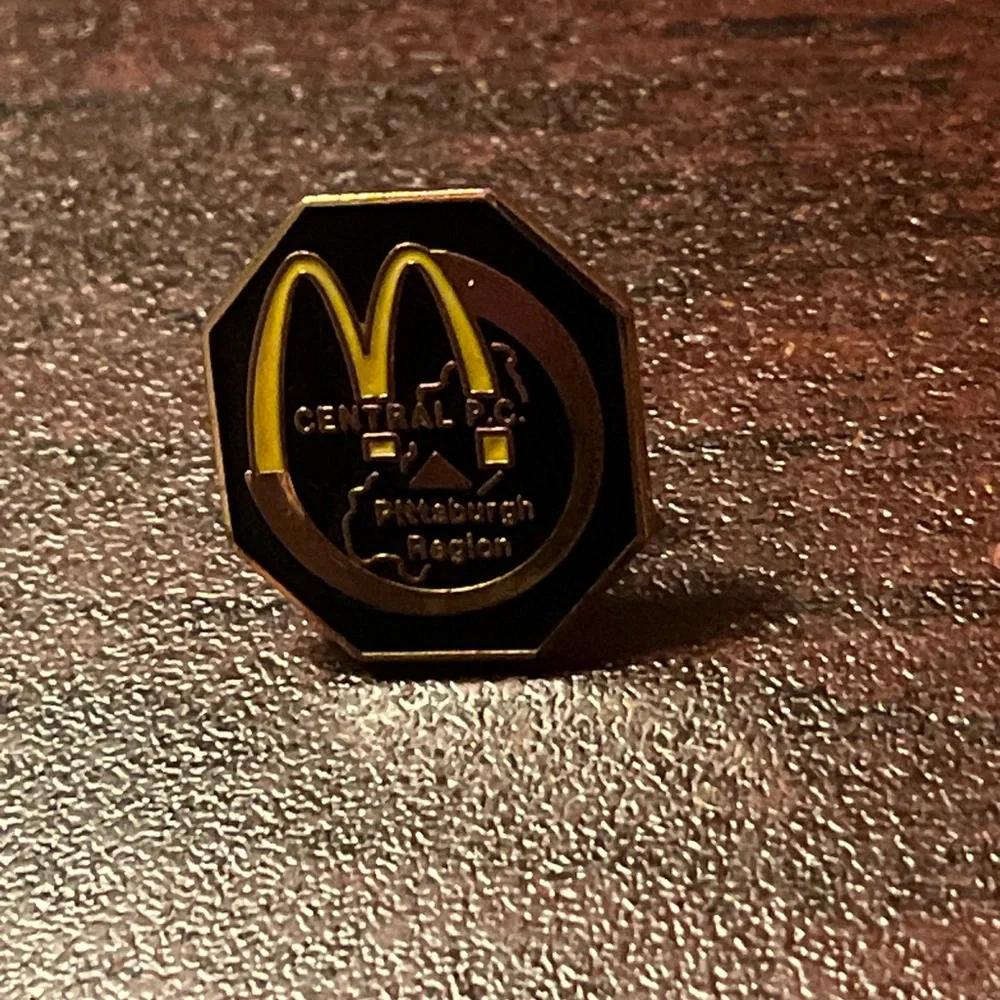 Lot Of 4 McDonald’s Employee Lapel Hat‎ Pins
